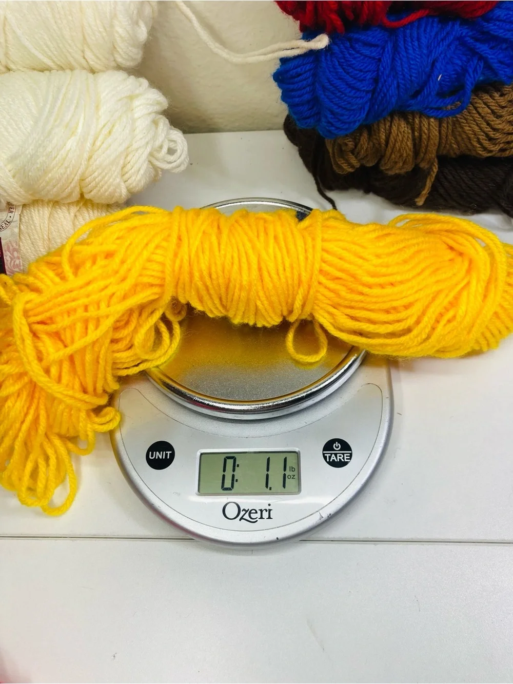 🐱 🐶. ~1.7oz Tagged and Untagged Vintage Yarn Skeins